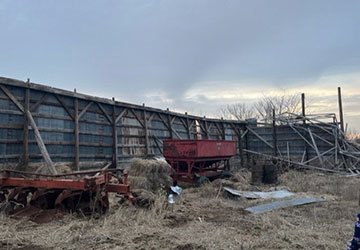 barn demo